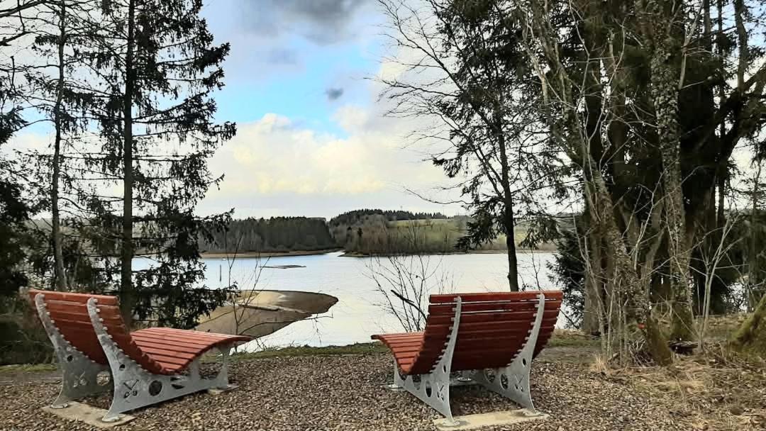 Buetgenbach Ferienhaus Lorea Esterno foto